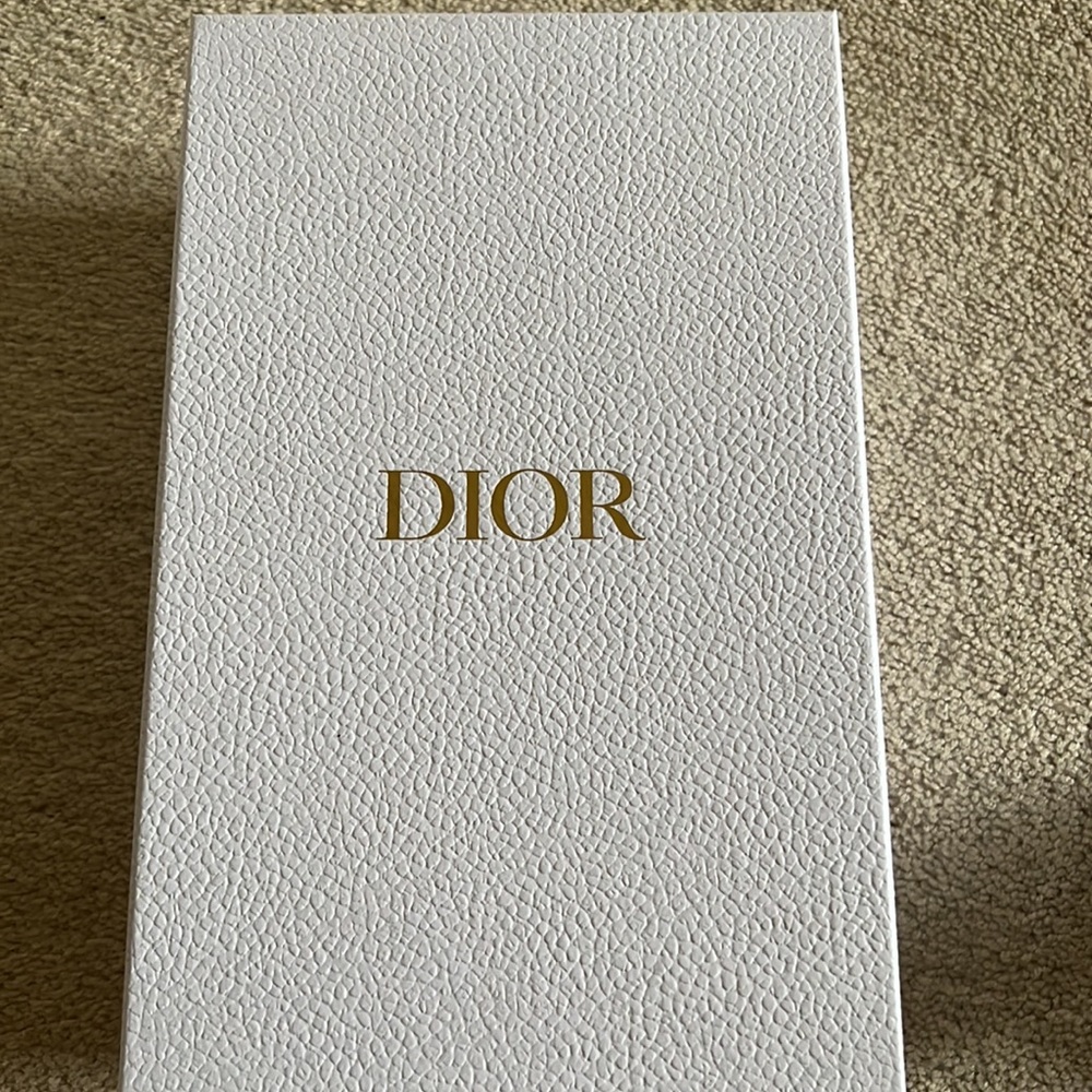 SOLD!! Christian Dior Slingbacks - Picture 3 of 3